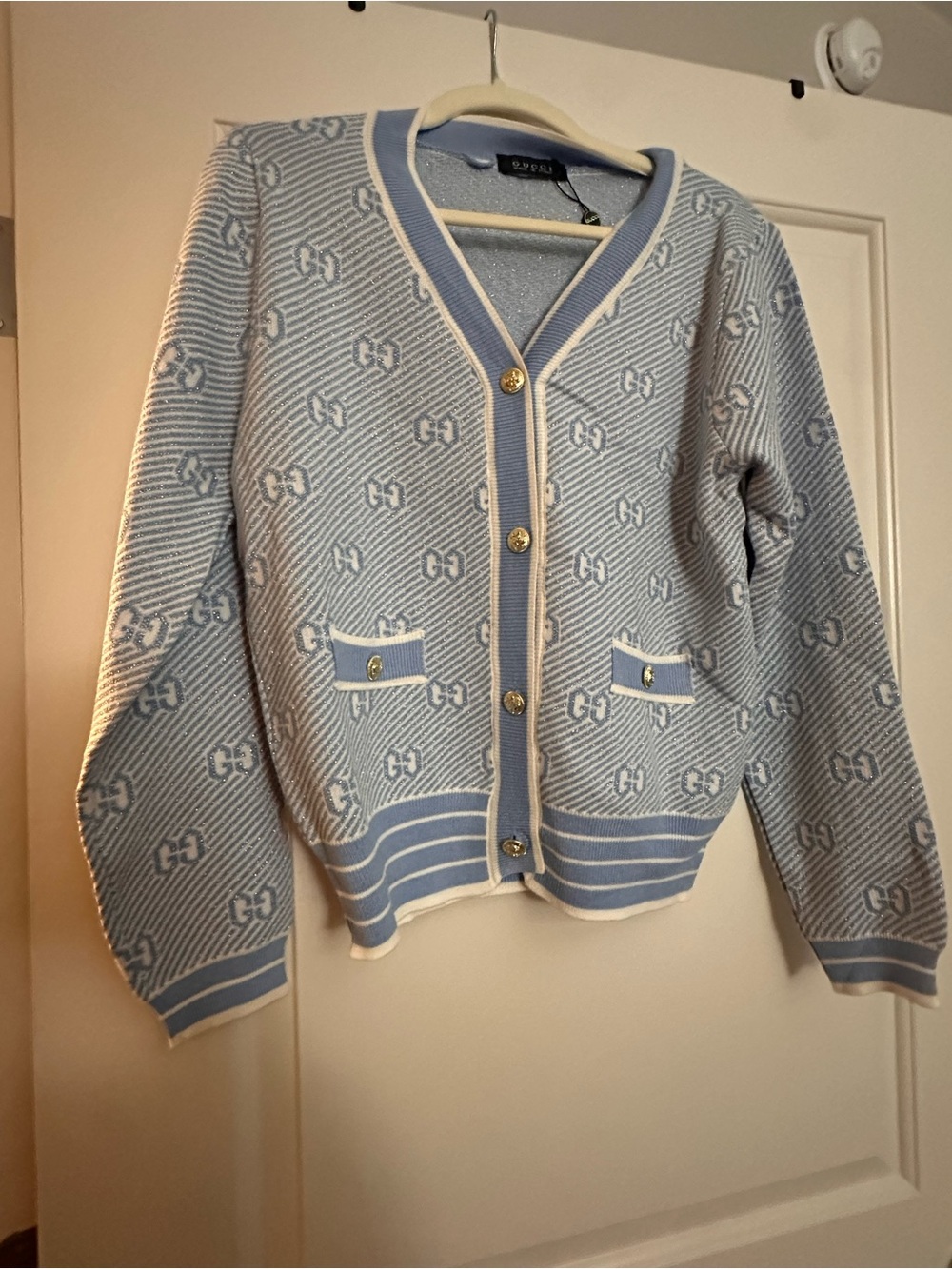 FASHION SIZE MLight Blue & Cream Knit Cardigan Sweater - Elegant Button-Front